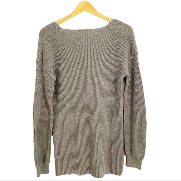 BP Gray Plunging V-Neckline Sweater, Size Small - Picture 5 of 10